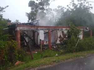 Incêndio atinge residência em Santa Rosa do Sul