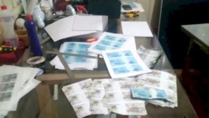 Polícia Militar descobre laboratório que falsificava mais de R$ 500 mil por mês em Blumenau