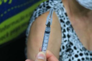 Cuidados tomados antes e durante a vacinação contra a covid-19