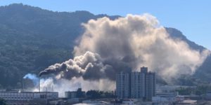 Incêndio atinge empresa têxtil em Jaraguá do Sul