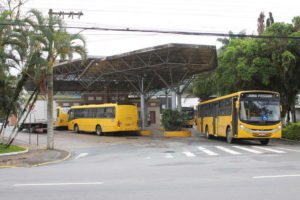 Ex-prefeito e empresa de ônibus de Jaraguá são condenados por prejuízo milionário