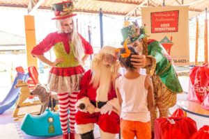 Natal Super Feliz Angeloni vai levar alegria e presentes para crianças em Jaraguá