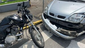 Motociclista fica ferido após colisão no bairro Rau