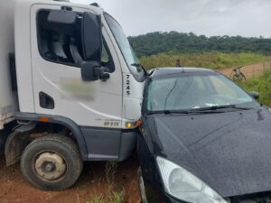 Homem ferido em acidente de trânsito com caminhão de recicláveis em Jaraguá do Sul