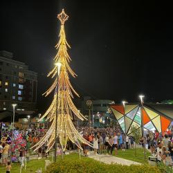 Acendimento das luzes de Natal ocorre nesta terça-feira